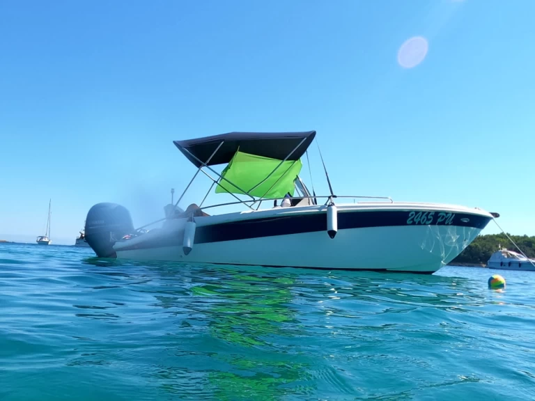 Lancha para alquilar Pula al mejor precio