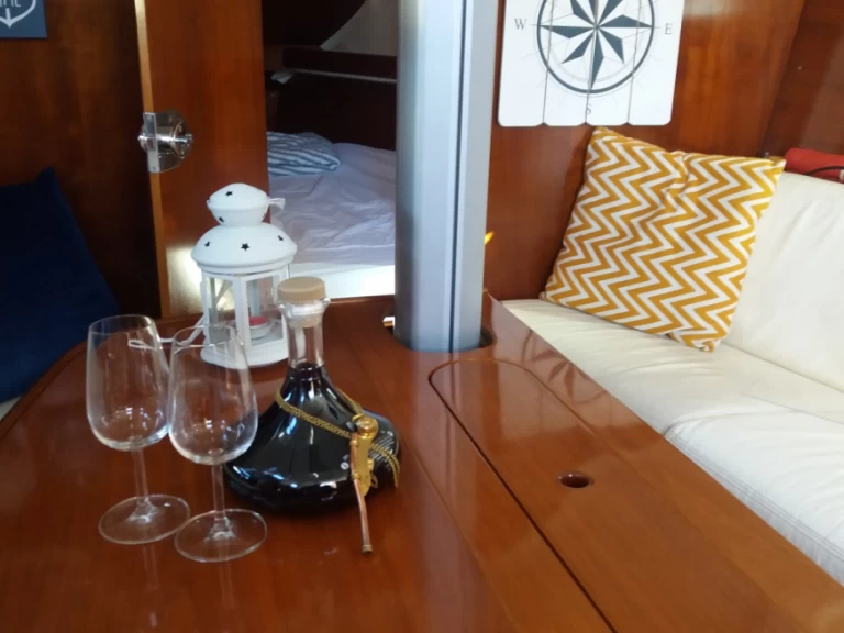 Alquiler de barcos Lisboa barato de First 31.7