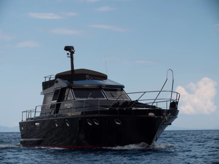 Alquiler Lancha Posillipo con o sin  título de navegación