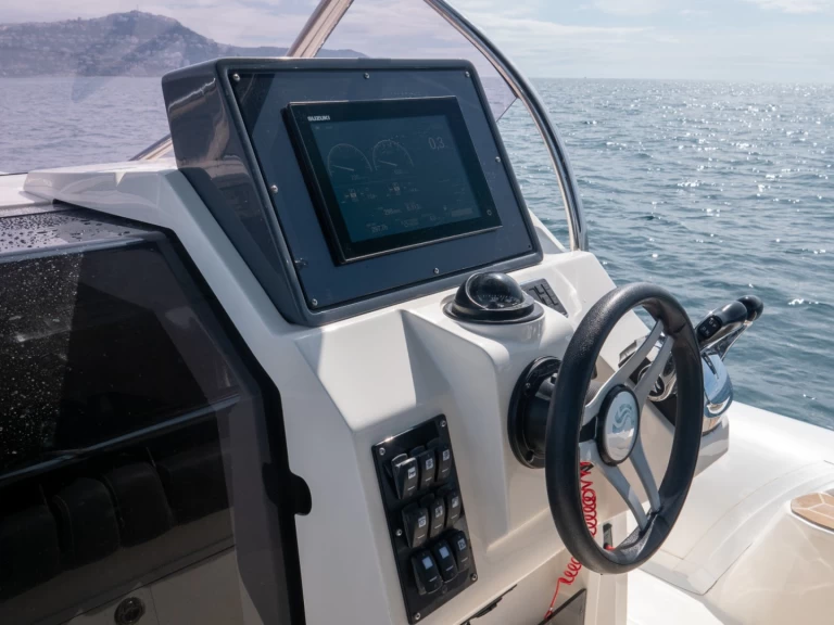 Alquiler Roses - Capelli Tempest 1000 Open en SamBoat