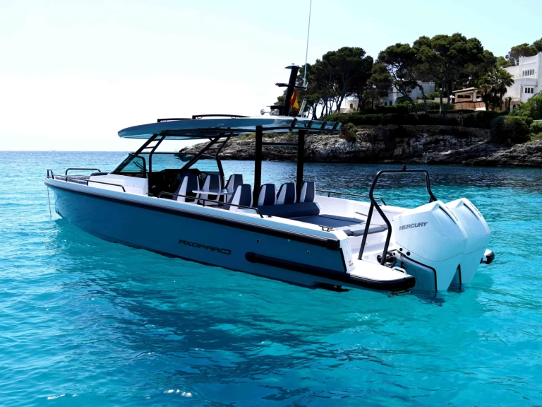 Alquiler de Axopar 37 Sun Top Brabus line en Cala d'Or