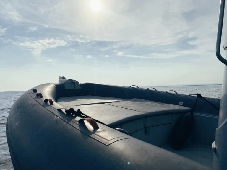 Alquiler Neumática en Port-Camargue - Capelli Tempest 700