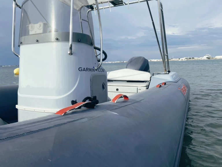 Alquiler de Neumática, con o sin patrón Capelli Port-Camargue