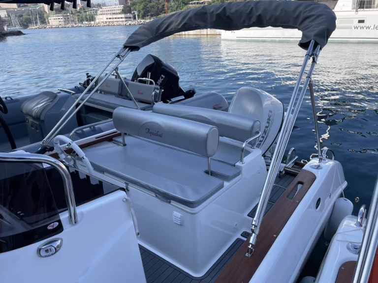 Alquiler de embarcaciones Aquabat Sport line 21 enMartigues en Samboat