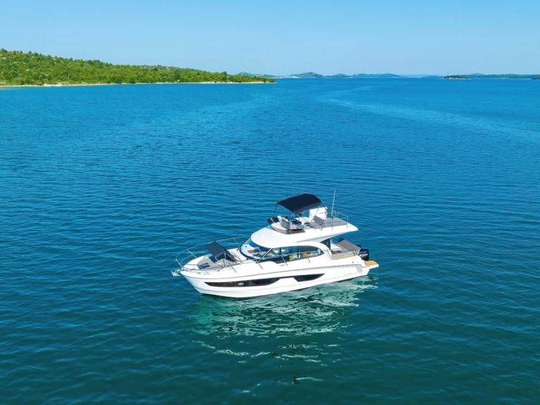 Alquiler de barcos Pirovac barato de Antares 11 FLY