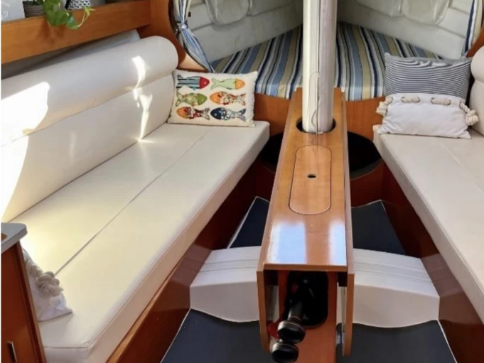 Bénéteau First 27.7 de alquiler a Antibes