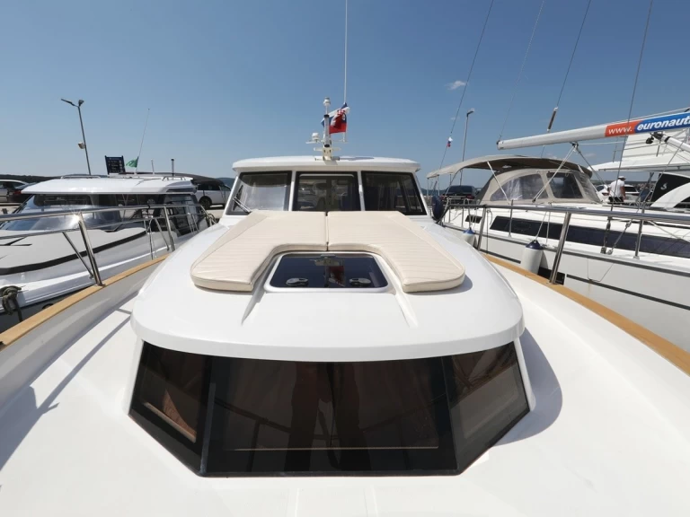 Alquiler de Yate de lujo, con o sin patrón Greenline Yachts Biograd na Moru
