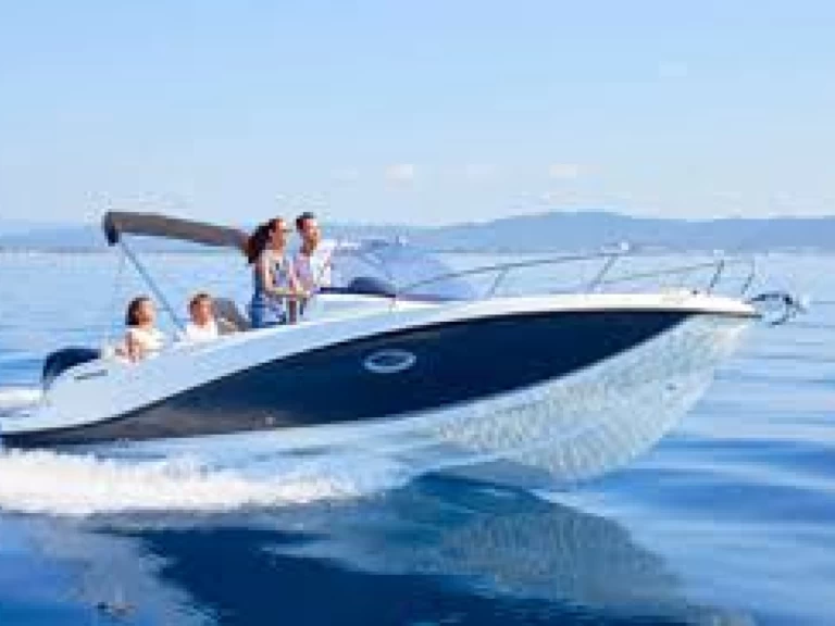 Alquiler de barcos Novi Vinodolski barato de Activ 675 Sundeck