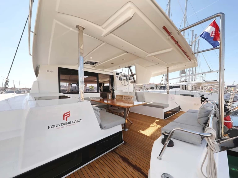 Alquiler de embarcaciones Fountaine Pajot Lucia 40 enPula en Samboat