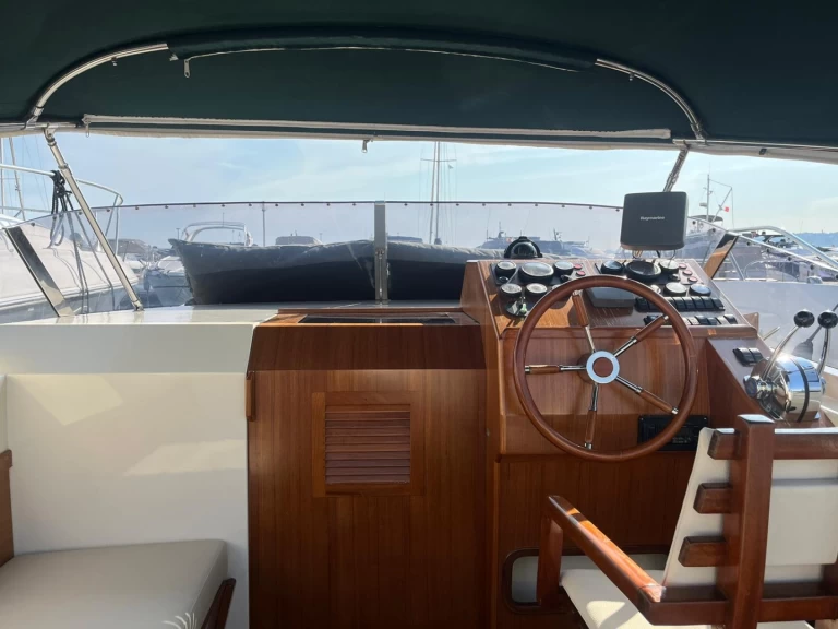 Alquiler Juan-les-Pins - Cantieri di Venezia Mistral 31 en SamBoat