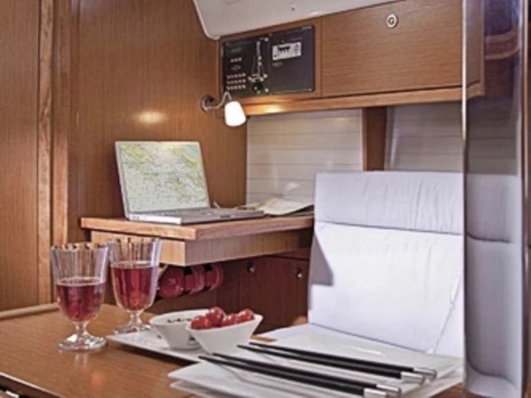 Alquiler Velero Bavaria con o sin  título de navegación