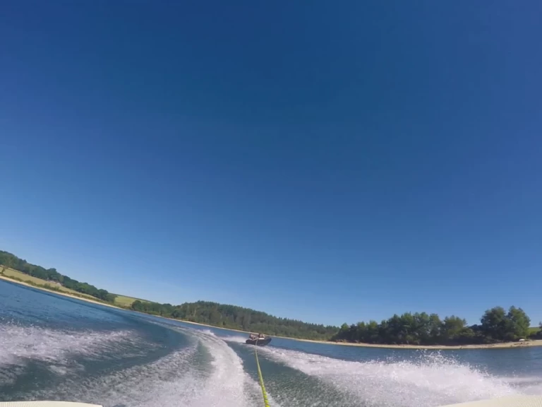 Alquiler de Bayliner Bayliner 175 GT en Salles-Curan