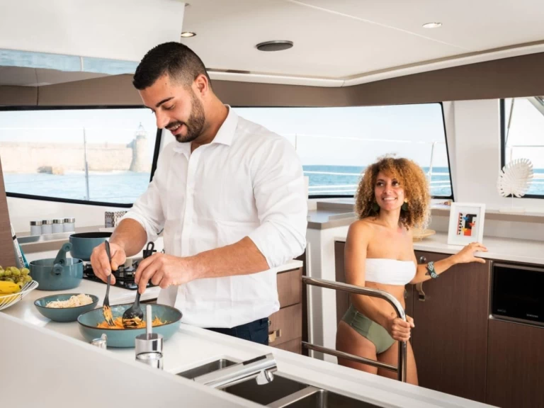 Alquiler de embarcaciones Bali Bali 4.6 enAnse Marcel en Samboat