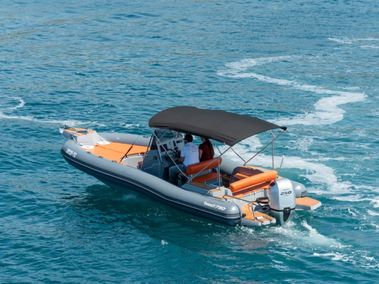 Alquiler Neumática en Split - Marlin Boat 790 Dynamic