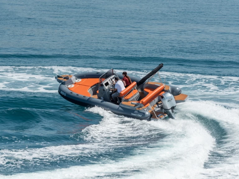 Alquiler de Neumática, con o sin patrón Marlin Boat Split