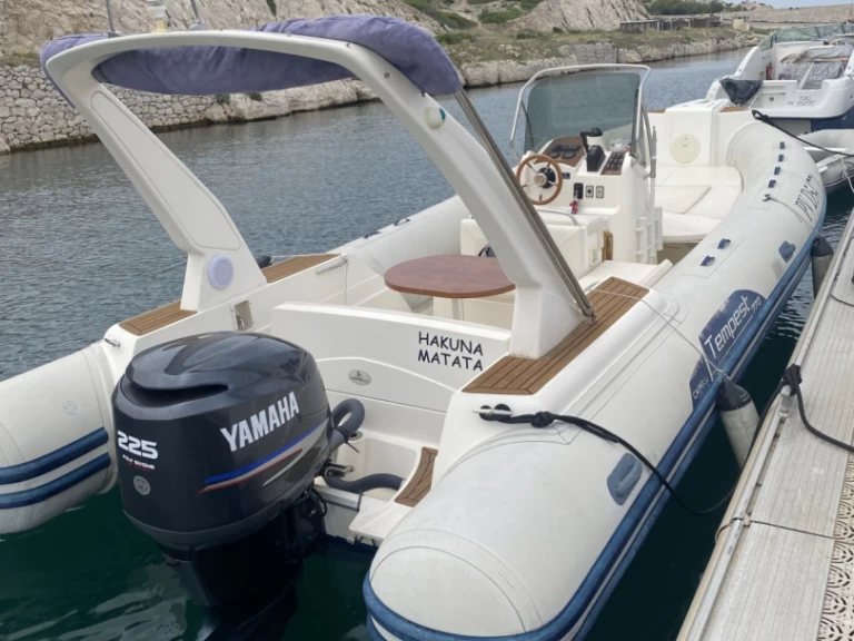 Capelli Tempest 770 Luxe de alquiler a Marsella