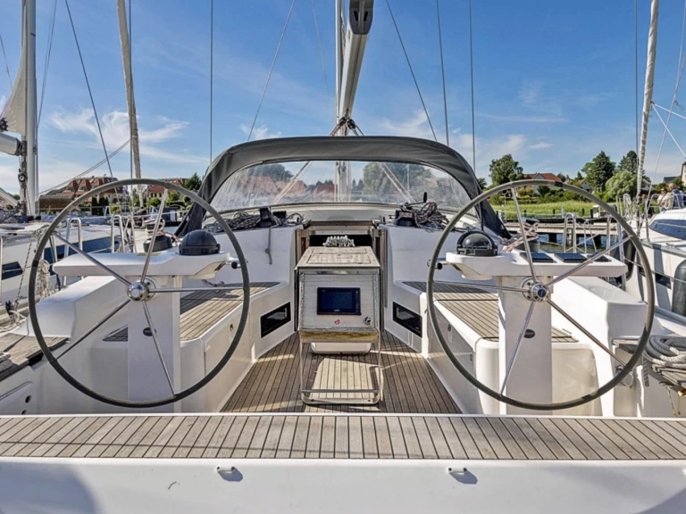 Alquiler Velero en Breege - Bavaria Cruiser 45