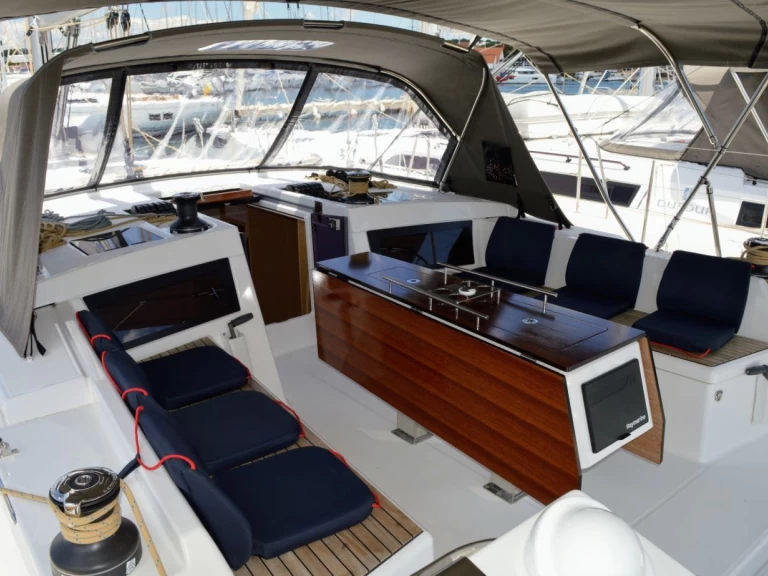 Velero para alquilar Biograd na Moru al mejor precio