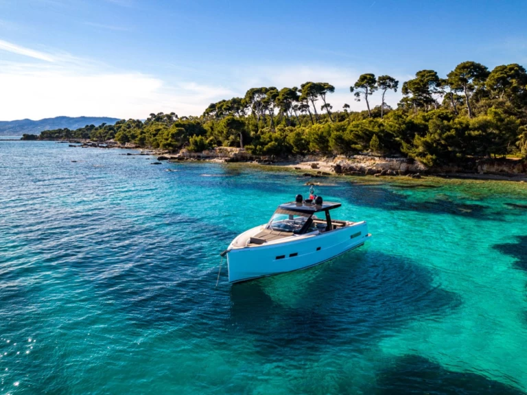 Alquiler Lancha en Mandelieu-la-Napoule - Fjord Fjord 48 Open