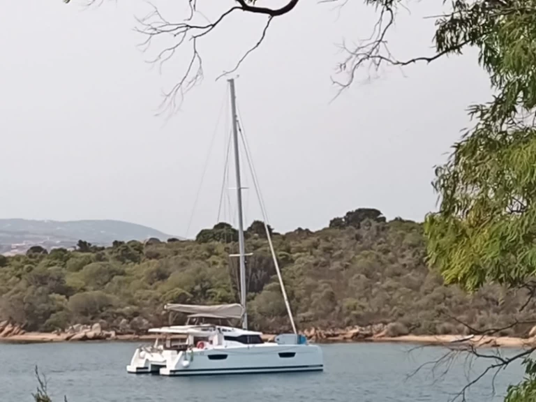 Alquiler de Catamarán, con o sin patrón Fountaine Pajot Saint-Tropez