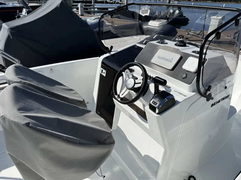 Alquiler Lancha Bénéteau con o sin  título de navegación