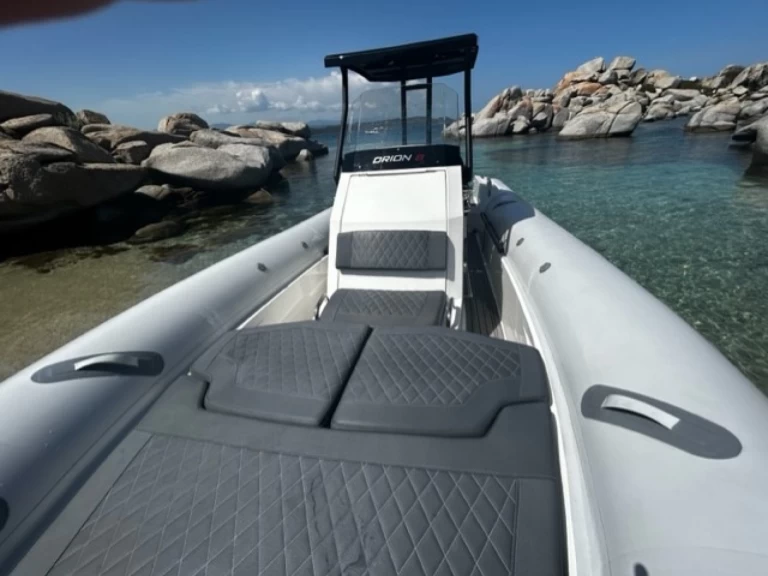 Alquiler Neumática en Bonifacio - RIBTECH ORION 8