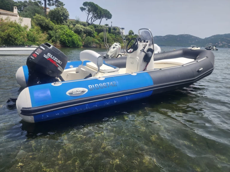 Alquiler de Zodiac Sundream en Porto-Vecchio