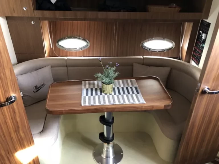 Alquiler Lancha Mirakul con o sin  título de navegación