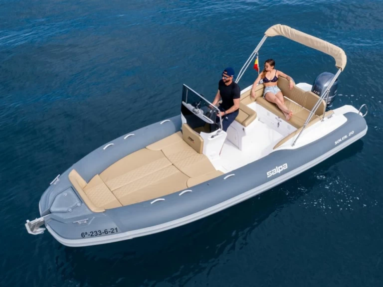 Alquiler de embarcaciones Salpa Salpa Soleil 20 enRoses en Samboat