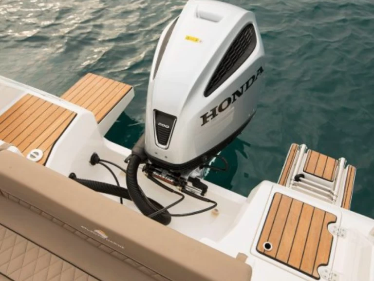 Alquiler de barcos Grebaštica barato de 690 sun cruiser