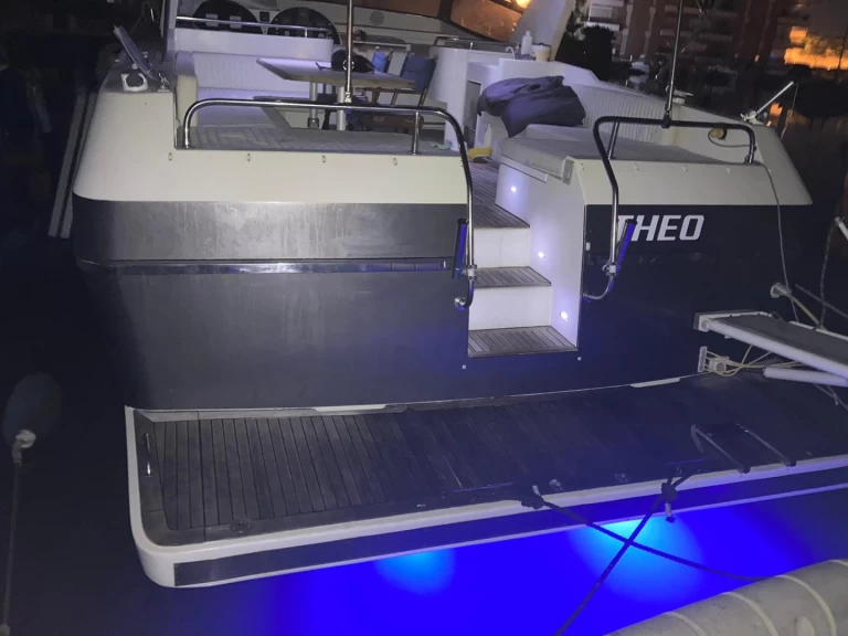 Alquiler de barcos Roses barato de Techno 55