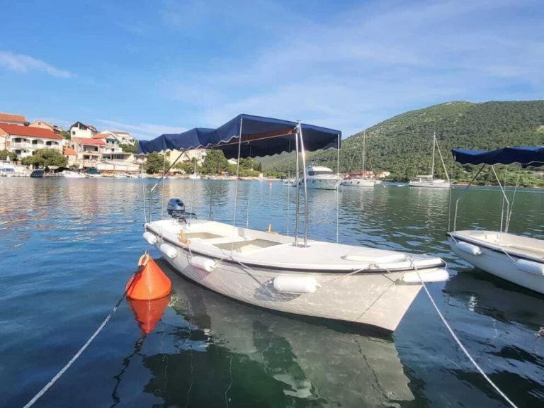 Alquiler de embarcaciones Pasara 470 enGrebaštica en Samboat