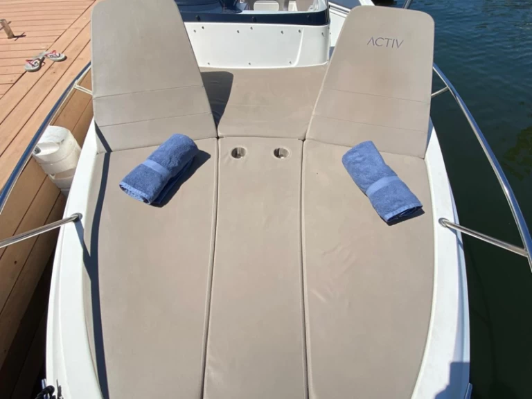 Alquiler de embarcaciones Quicksilver Activ 805 enEmpuriabrava en Samboat