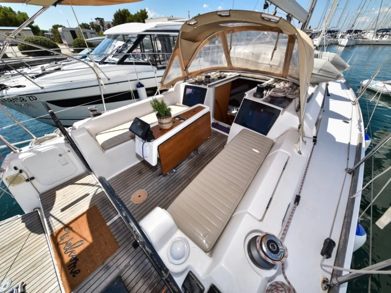 Alquiler Velero Dufour con o sin  título de navegación