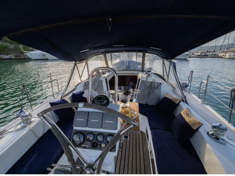 Alquiler Fezzano - Catalina 320  en SamBoat