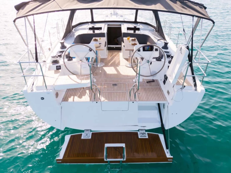 Alquiler de barcos Šibenik barato de Hanse 508