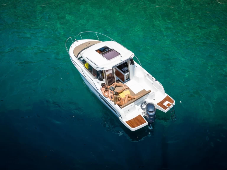Alquiler de embarcaciones Jeanneau Merry Fisher 795 enBiograd na Moru en Samboat