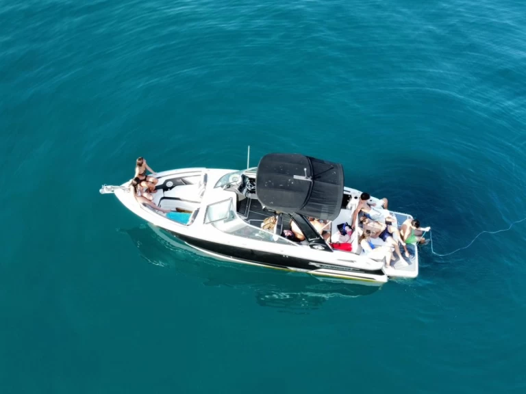 Alquiler de Lancha, con o sin patrón Monterey Puerto Sotogrande