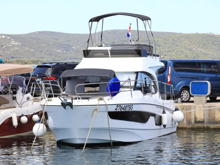 Alquiler Lancha Bénéteau con o sin  título de navegación