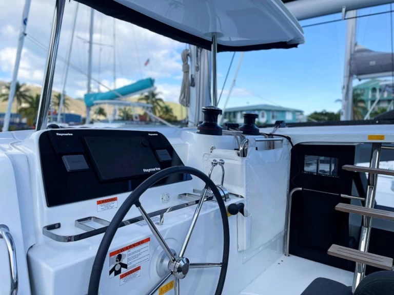 Alquiler de barcos Tortola barato de Lagoon 42