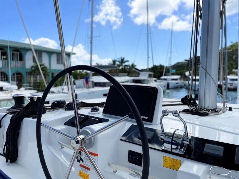 Alquiler de barcos Tortola barato de Lagoon 46