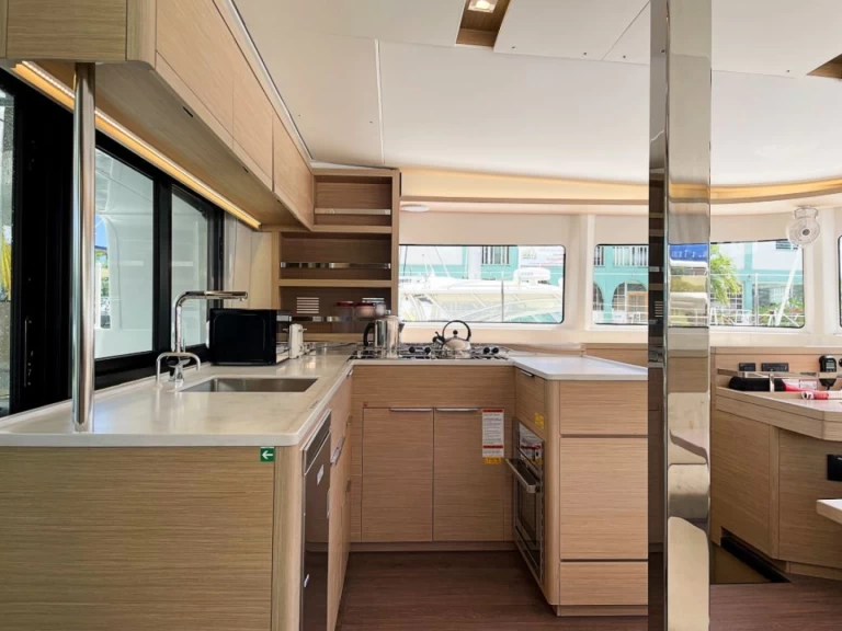 Alquiler de embarcaciones Lagoon Lagoon 46 enTortola en Samboat