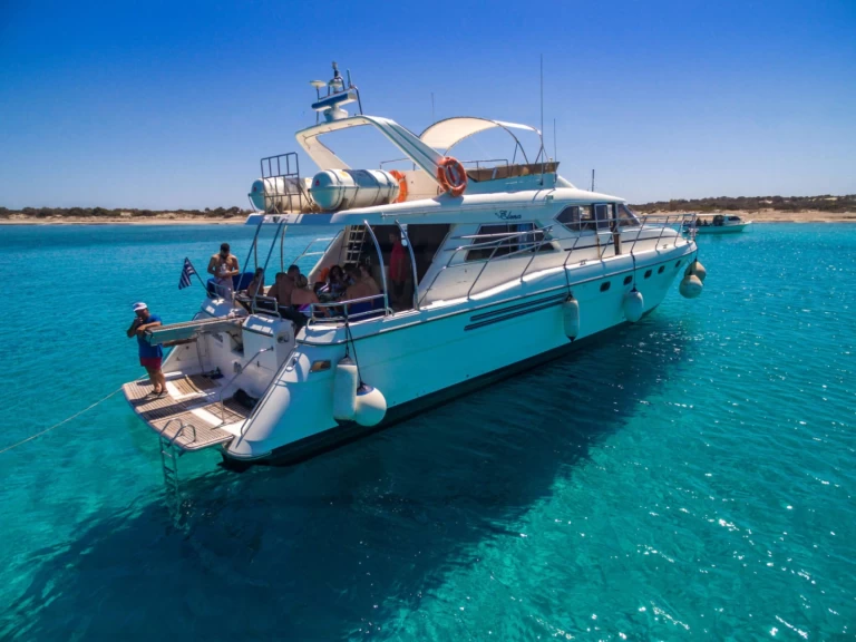 Alquiler de embarcaciones Princess Princess 65 Fly enIerapetra en Samboat