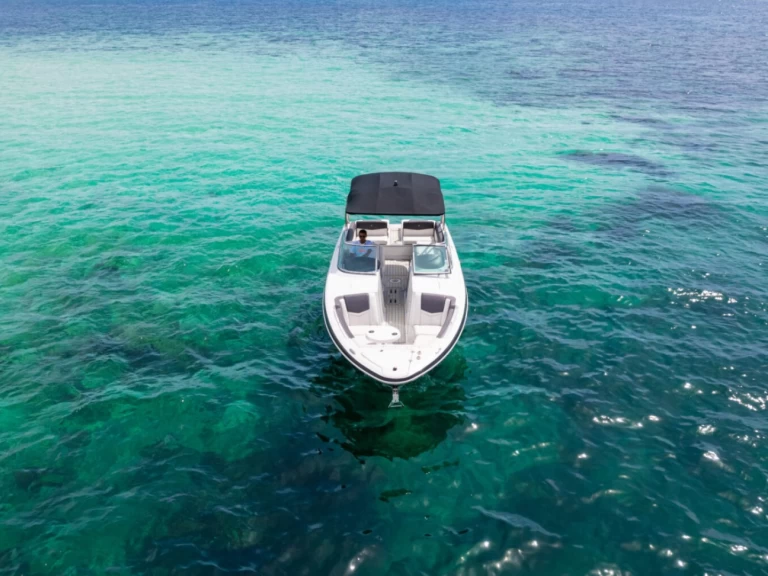 Lancha para alquilar Phuket (City) al mejor precio