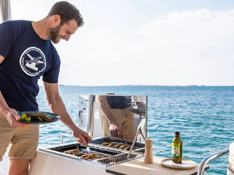 Alquiler Catamarán Fountaine Pajot con o sin  título de navegación