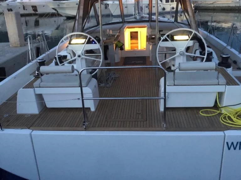 Bénéteau Oceanis Yacht 54 de alquiler a Rogoznica