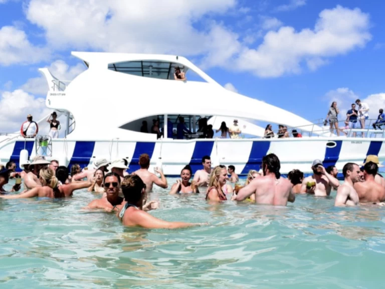 Alquiler Zona Turistica De Bávaro - Ocean Yachts Ocean Star 60.1 en SamBoat