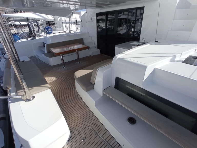 Alquiler de embarcaciones Lagoon Lagoon 50 enSeget Donji en Samboat