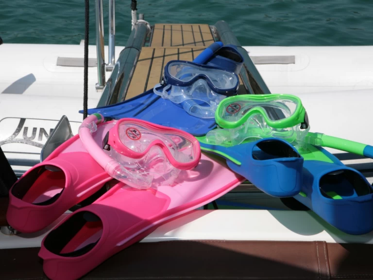 Alquiler Lancha Jeanneau con o sin  título de navegación