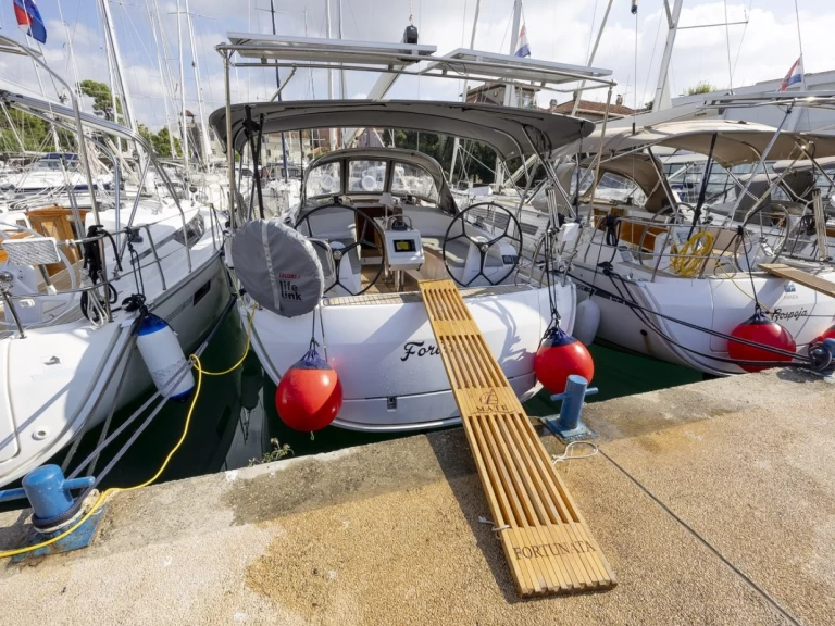 Alquiler Zadar - Bavaria Bavaria Cruiser 37 Style en SamBoat